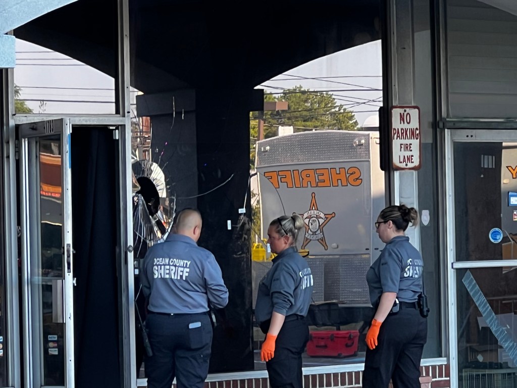 SHOOTING UNDER INVESTIGATION IN TOMS&nbsp;RIVER