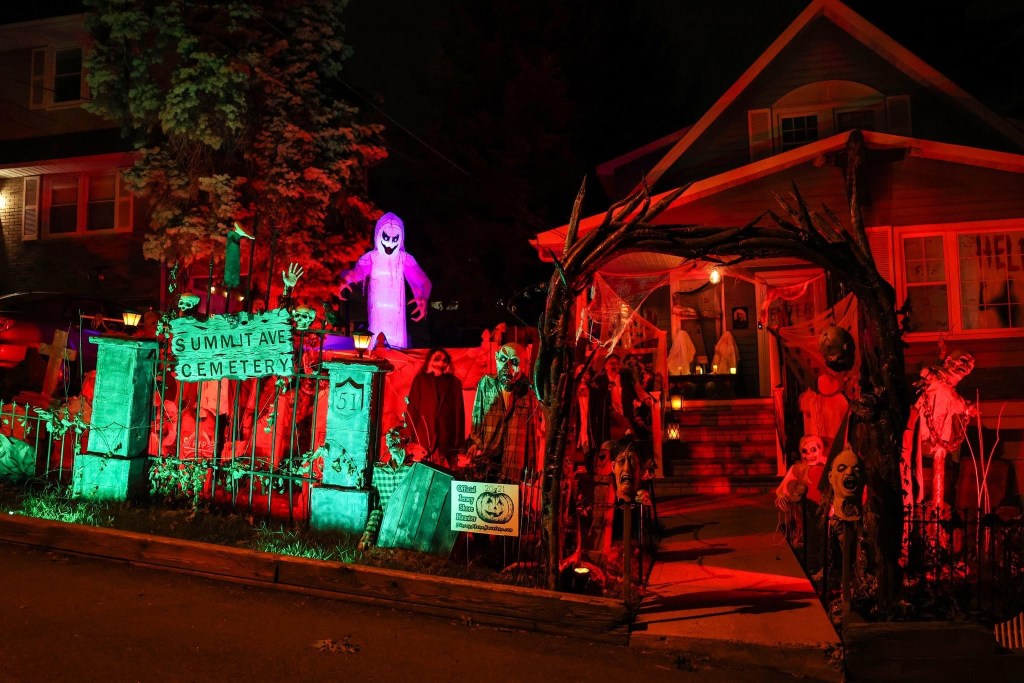 Spectacular Halloween House in&nbsp;Hawthorne!