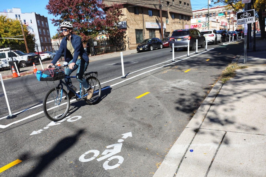 Bicyclists Get New Bike Lane Connecting Jersey City and&nbsp;Hoboken