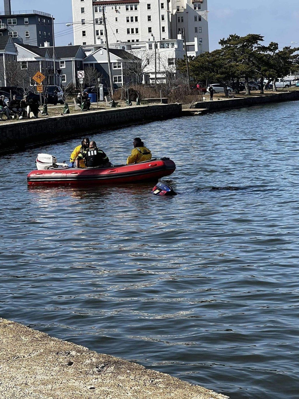 Car Crashes into Lake in&nbsp;Asbury