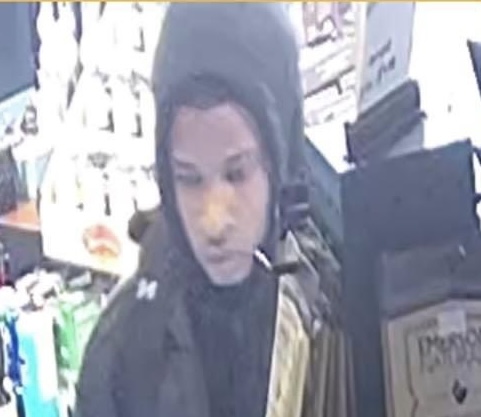 Business Owner Searching for Shoplifter Offers Gift Card to Recognize&nbsp;Suspect