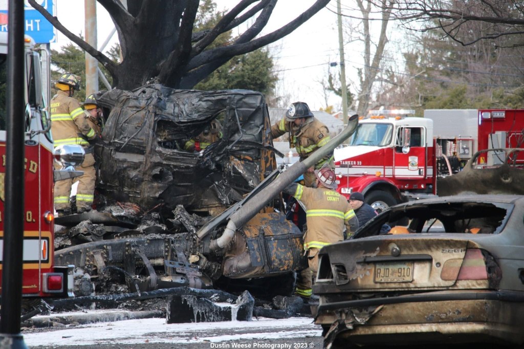 Photos of Houses and Cars Destroyed in Yesterday’s Tanker&nbsp;Explosion