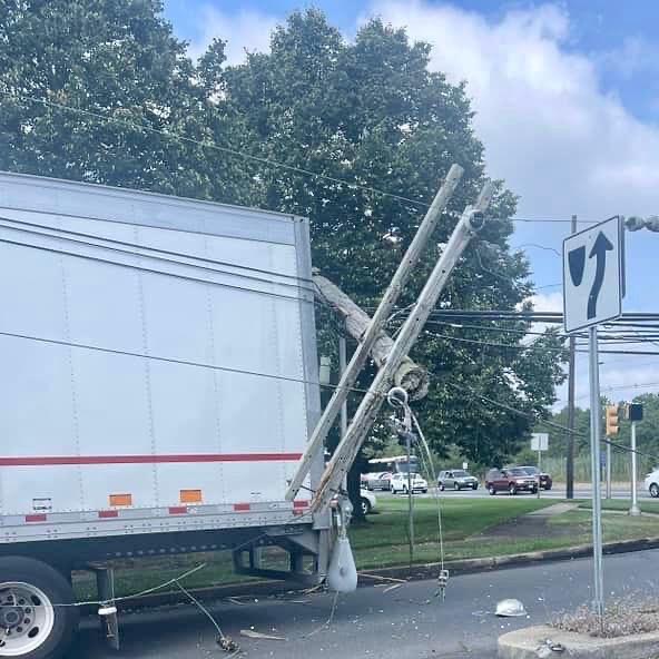 Tractor Trailer Takes Down Transformers, Power&nbsp;Lines